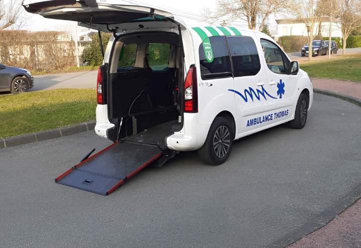 Transport patient assis Roanne