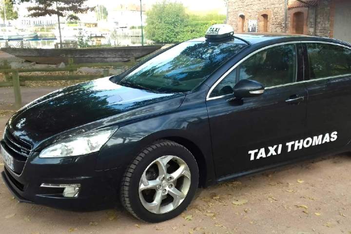 Service taxi aéroport Roanne